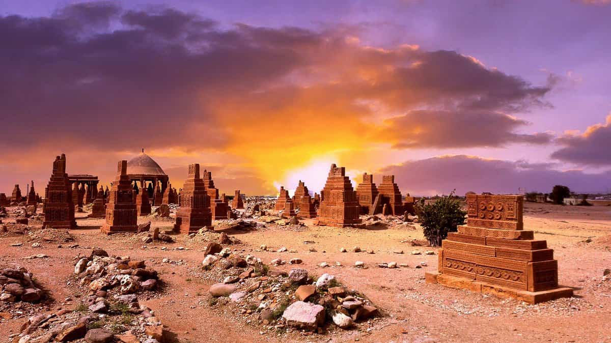 Chaukhandi Tombs in Karachi